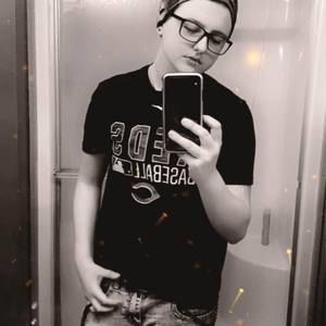 Meet your Posher, Chase